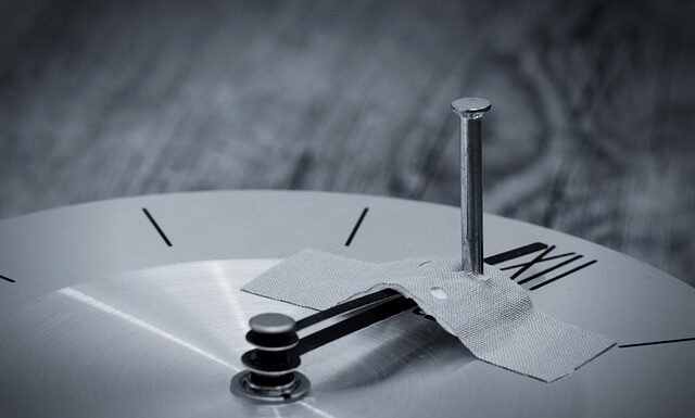 Czym przykleić rzepy?